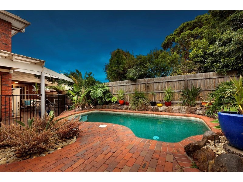 25 Wyndarra Crescent, Dingley Village VIC 3172