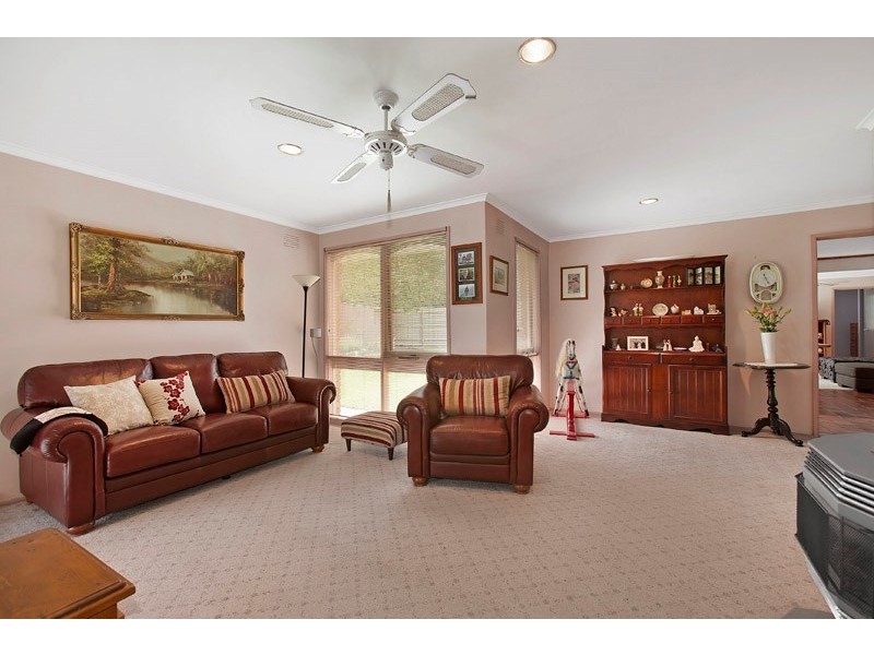 19 Shannon Court, Dingley Village VIC 3172