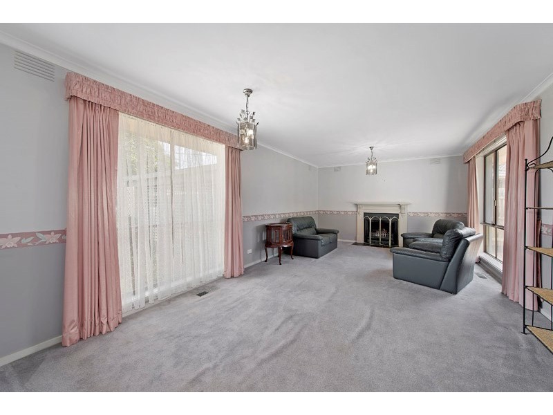 5 Glenway Drive, Dingley Village VIC 3172