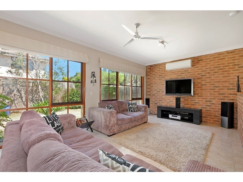 12 Dimar Court, Dingley Village VIC 3172