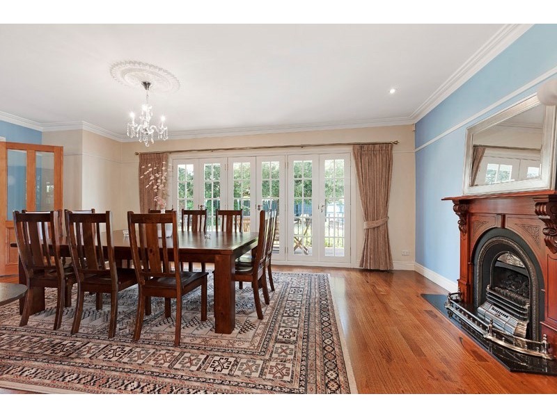 10 Emery Drive, Dingley Village VIC 3172