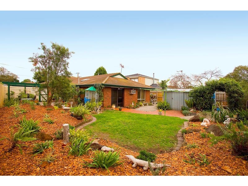 1 McArdle Street, Dingley Village VIC 3172
