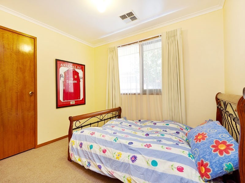 15 Nickson Close, Dingley Village VIC 3172