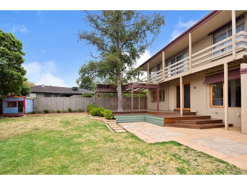 10 Kubis Crescent, Dingley Village VIC 3172