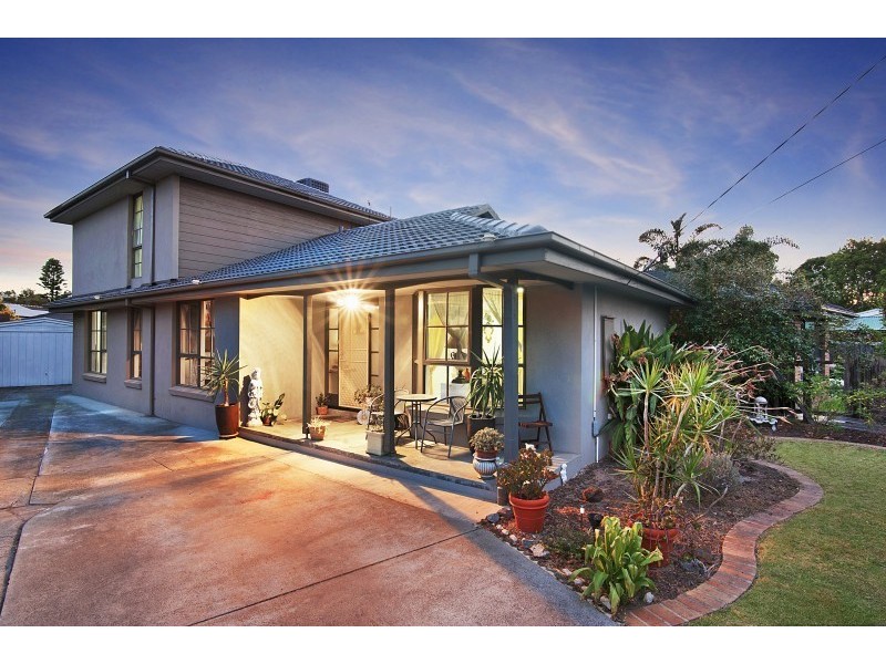 6 Earlwood Street, Dingley Village VIC 3172