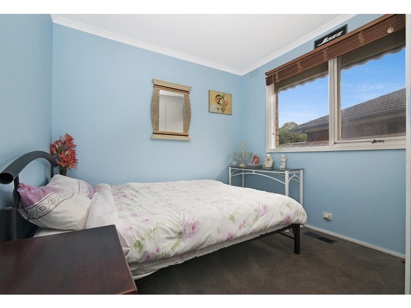 6 Earlwood Street, Dingley Village VIC 3172