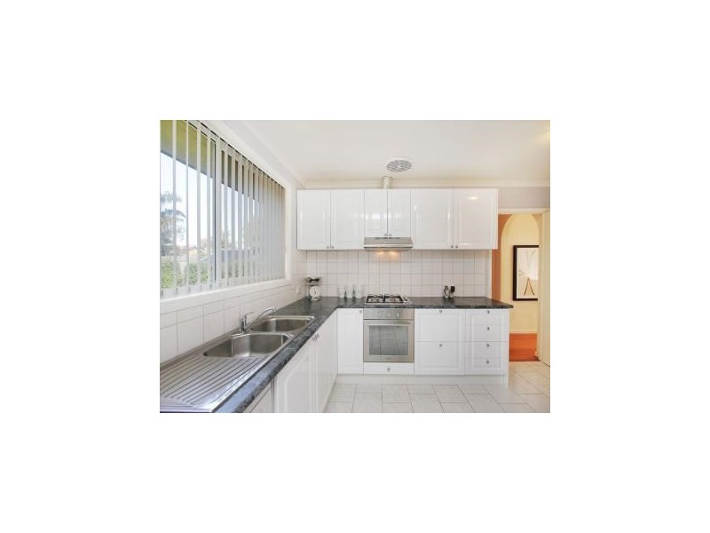 3 St Cuthberts Avenue, Dingley Village VIC 3172