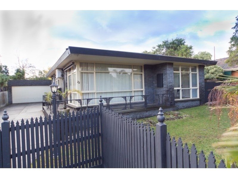 23 Jacks Avenue, Dingley Village VIC 3172