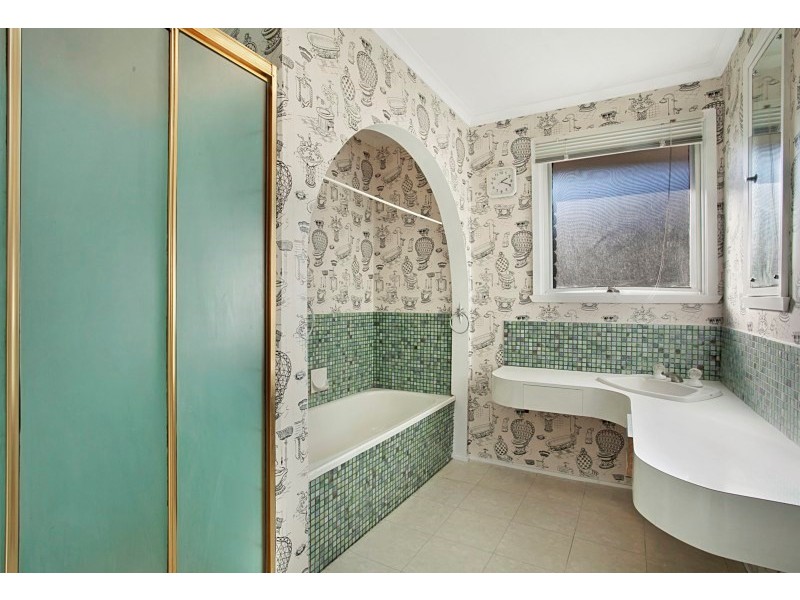 71 Howard Road, Dingley Village VIC 3172