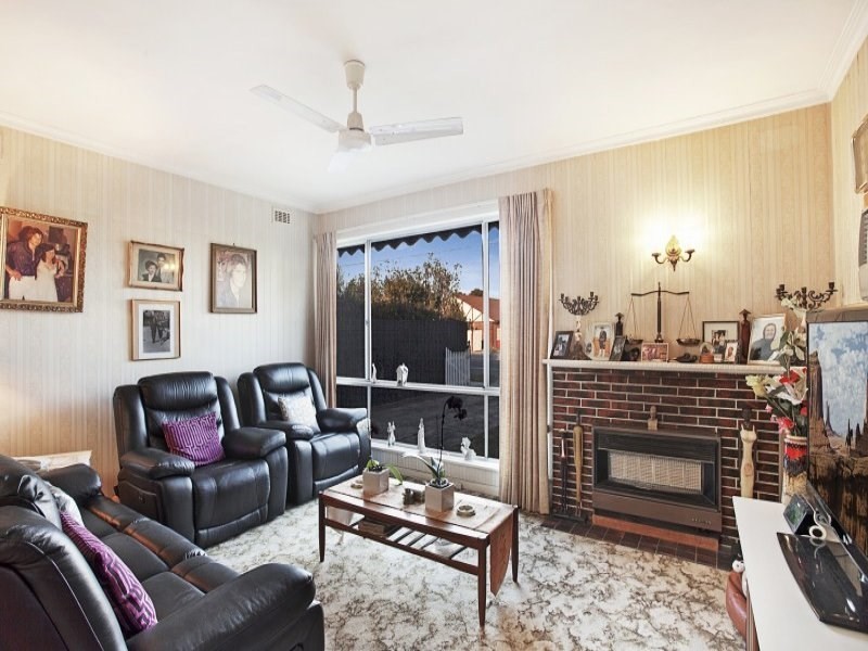 135 warren Road, Parkdale VIC 3195