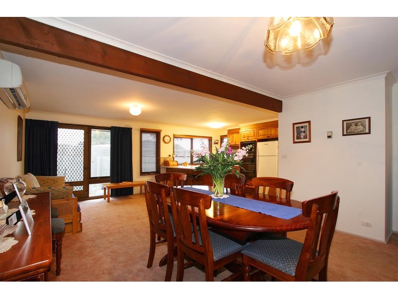 5 Rudolf Court, Dingley Village VIC 3172