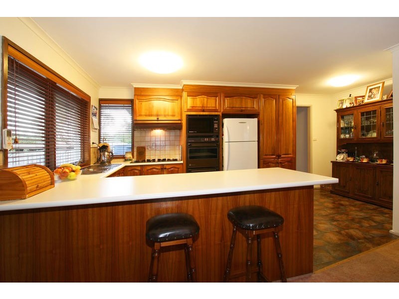 5 Rudolf Court, Dingley Village VIC 3172