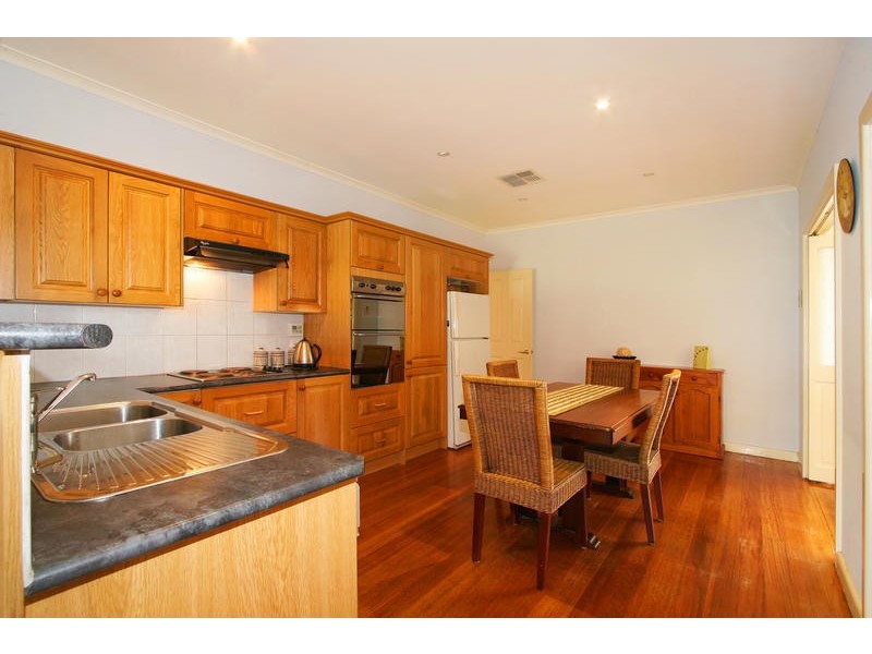 32 Jacks Avenue, Dingley Village VIC 3172