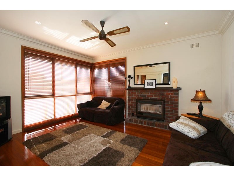 32 Jacks Avenue, Dingley Village VIC 3172