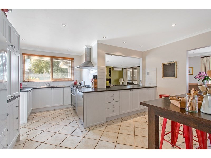 12 Pankina Court, Dingley Village VIC 3172