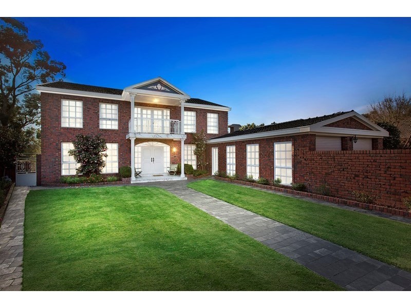 42 Golfwood Close, Dingley Village VIC 3172
