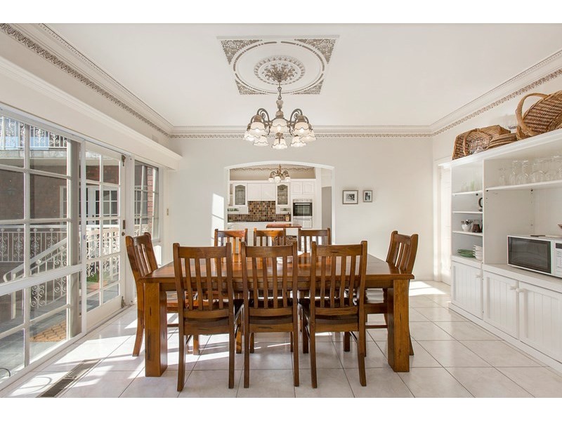 42 Golfwood Close, Dingley Village VIC 3172