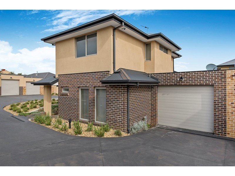 10/65-67 Tootal Road, Dingley Village VIC 3172