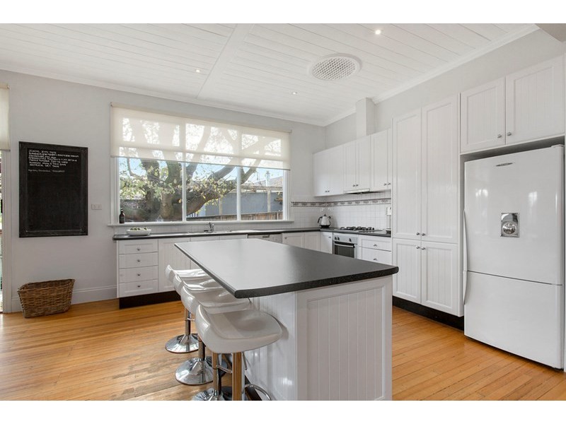 182 Spring Road, Dingley Village VIC 3172
