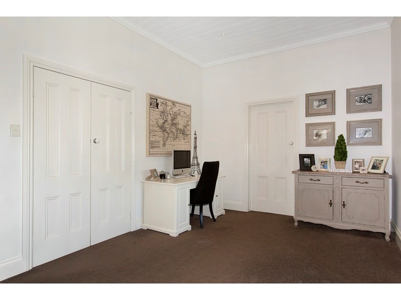 182 Spring Road, Dingley Village VIC 3172