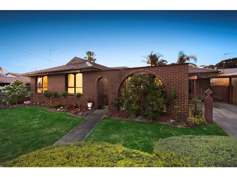 4 Minjah Court, Dingley Village VIC 3172