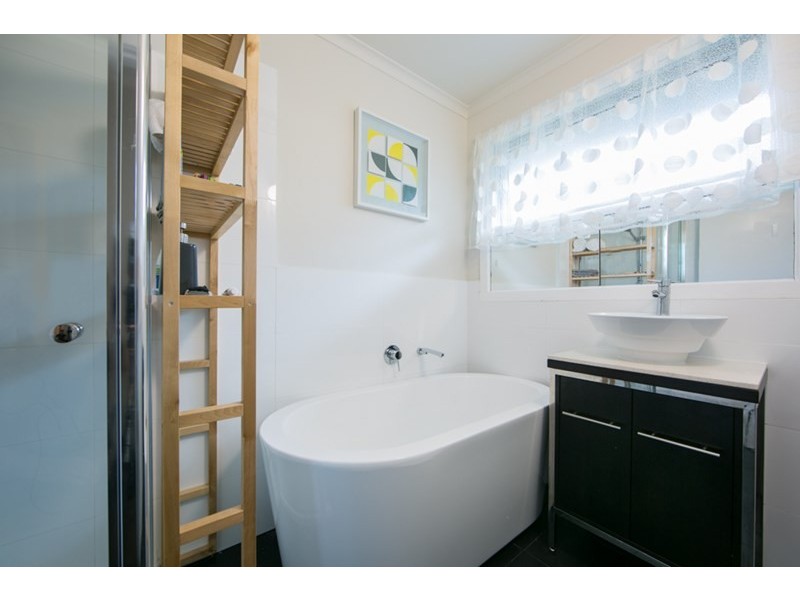 4 Minjah Court, Dingley Village VIC 3172