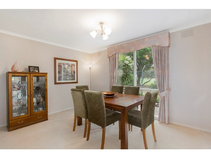 6 Kingsmead Court, Dingley Village VIC 3172
