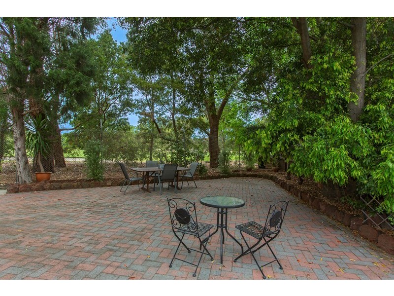 6 Kingsmead Court, Dingley Village VIC 3172