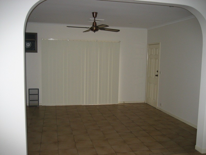 4 Kubis Crescent, Dingley Village VIC 3172