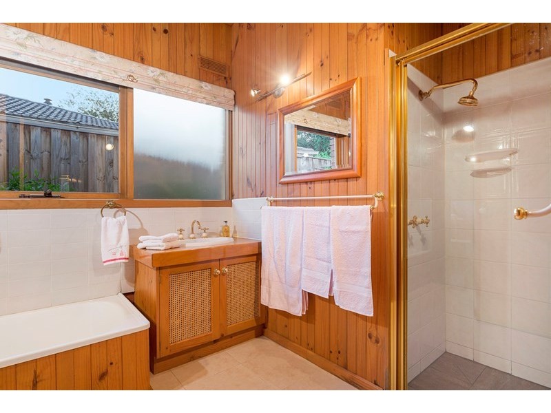 47 Golfwood Close, Dingley Village VIC 3172