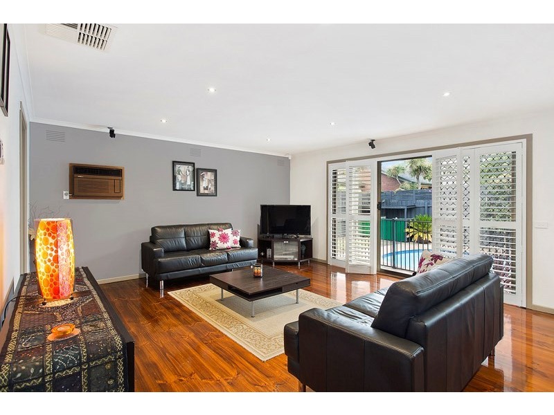 35 Golfwood Close, Dingley Village VIC 3172