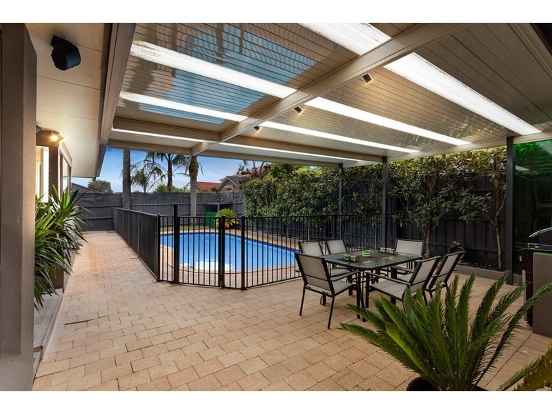 35 Golfwood Close, Dingley Village VIC 3172
