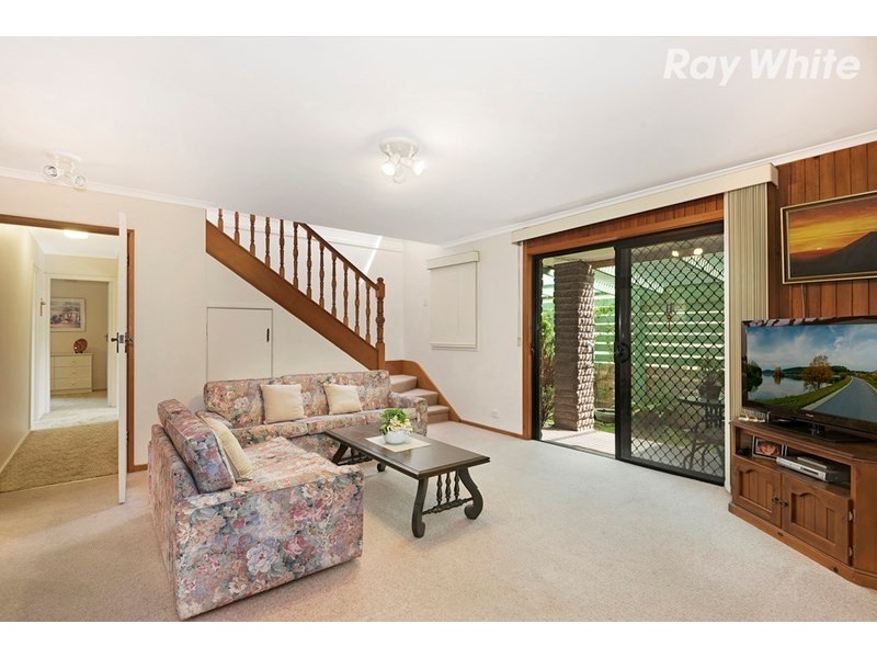 8 Jannali Drive, Dingley Village VIC 3172