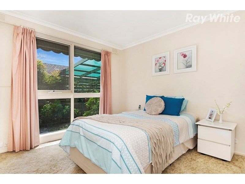 8 Jannali Drive, Dingley Village VIC 3172