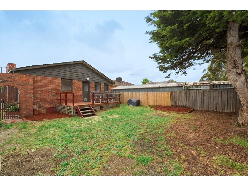 15 Harley Street, Dingley Village VIC 3172