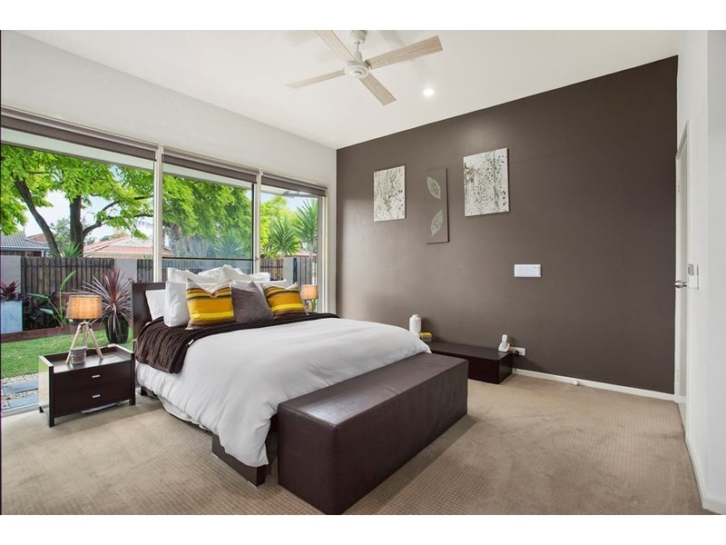 19 Higgins Close, Dingley Village VIC 3172