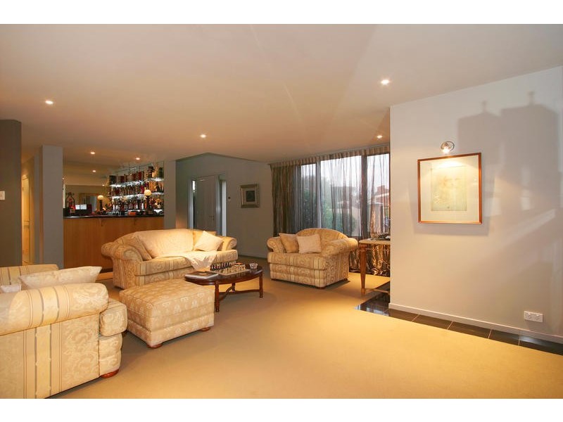 7 Lee-Andy Court, Dingley Village VIC 3172