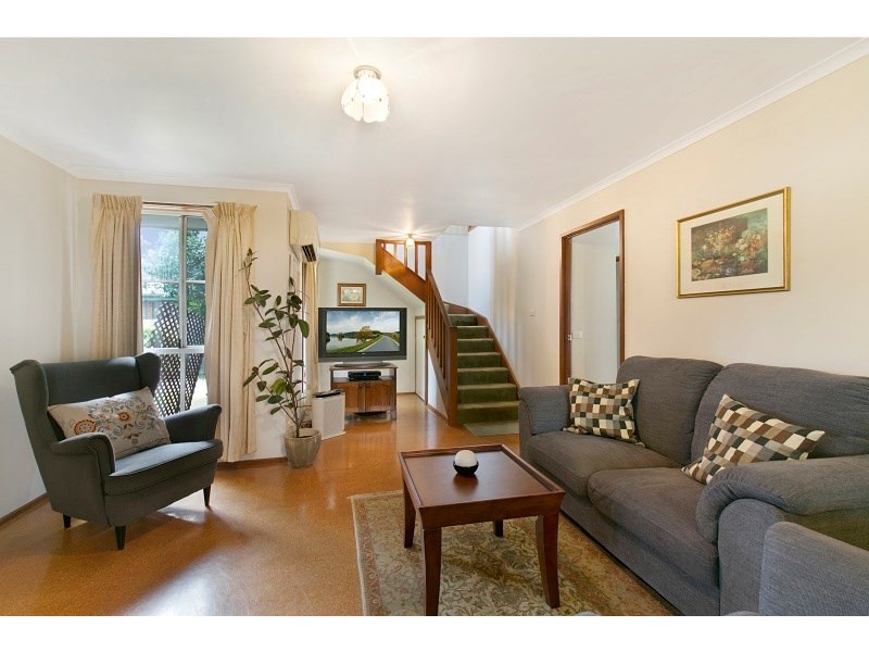 1 Priorswood Close, Dingley Village VIC 3172