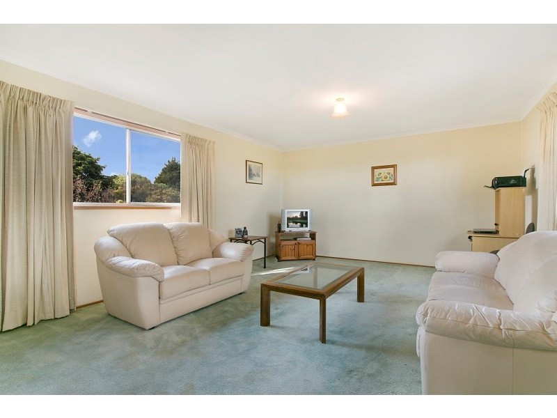 1 Priorswood Close, Dingley Village VIC 3172