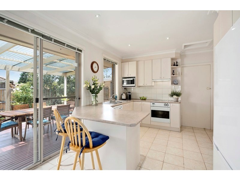 24 St Marks Close, Dingley Village VIC 3172