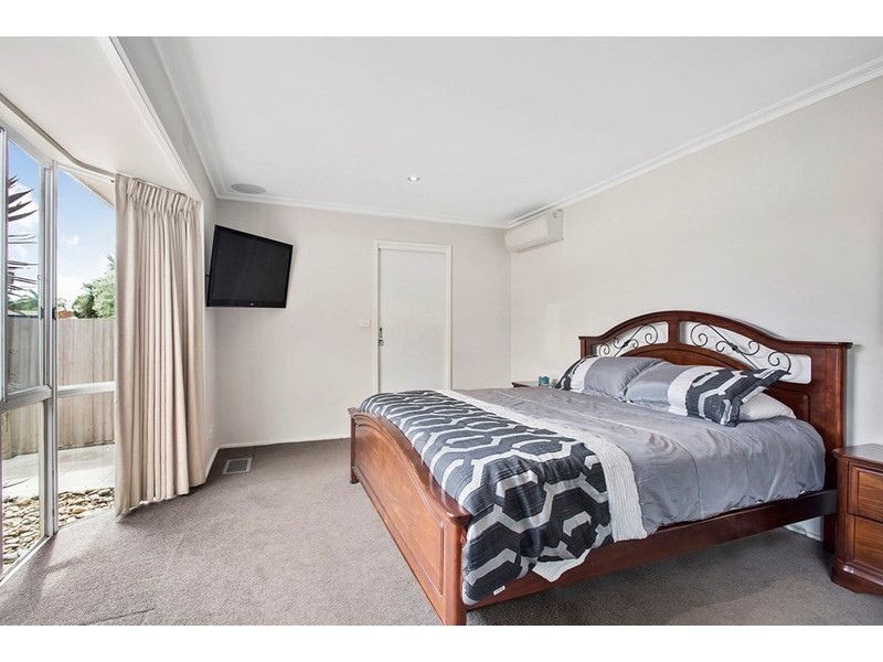 2 Imlach Court, Dingley Village VIC 3172