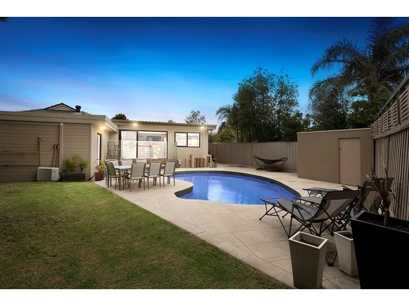 2 Imlach Court, Dingley Village VIC 3172