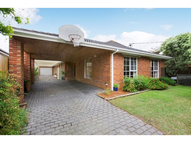 4 Cassava Court, Dingley Village VIC 3172