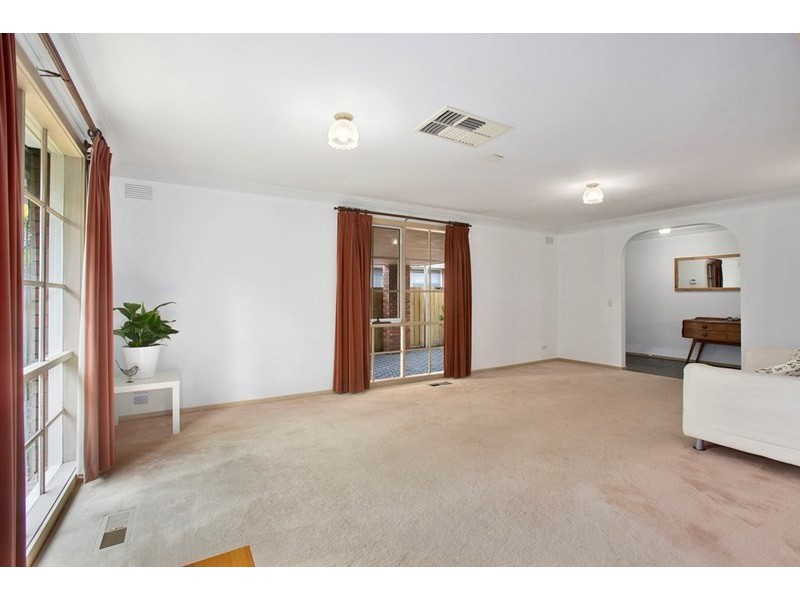 4 Cassava Court, Dingley Village VIC 3172