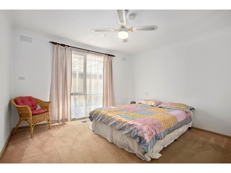 4 Cassava Court, Dingley Village VIC 3172