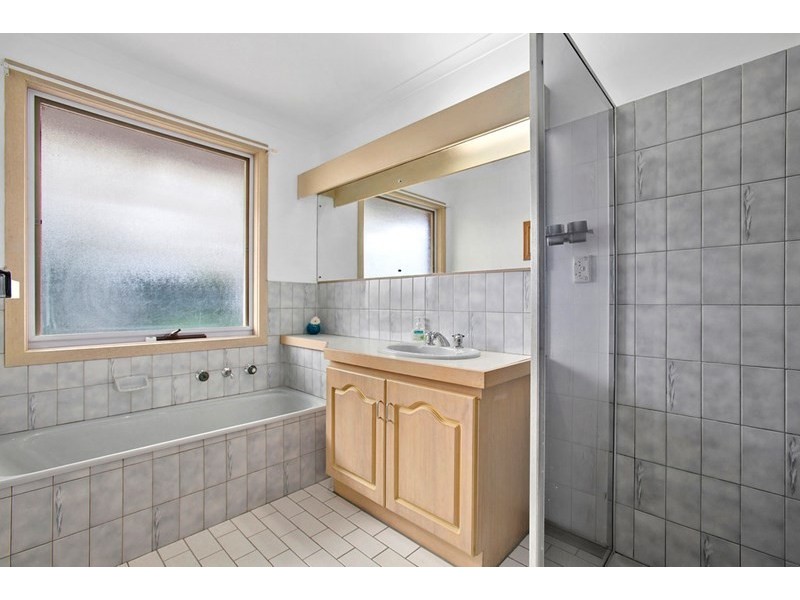 4 Cassava Court, Dingley Village VIC 3172