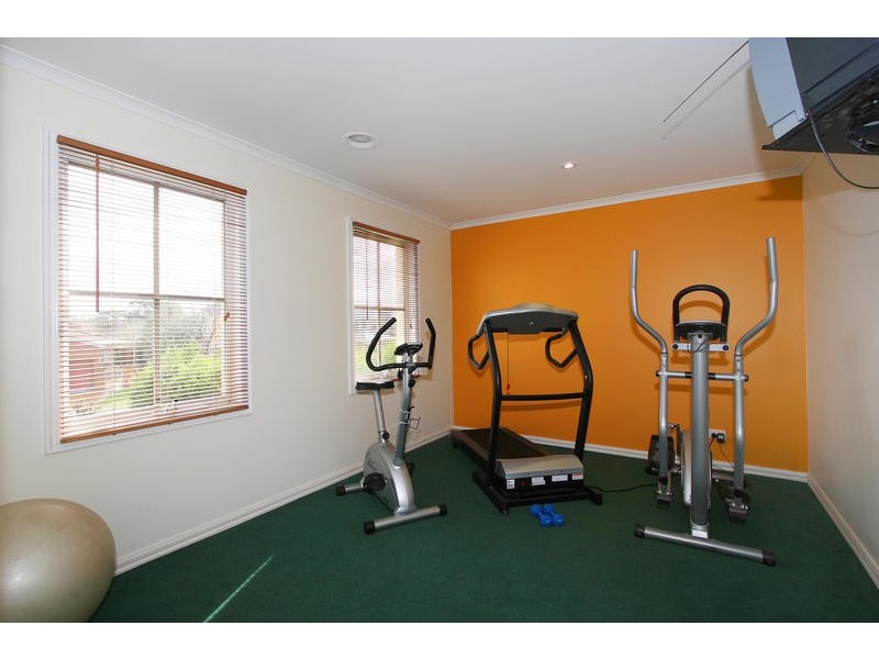 37 Higgins Close, Dingley Village VIC 3172