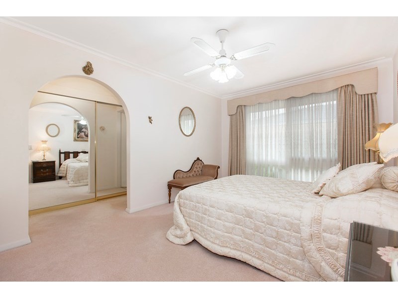 11 Jannali Drive, Dingley Village VIC 3172