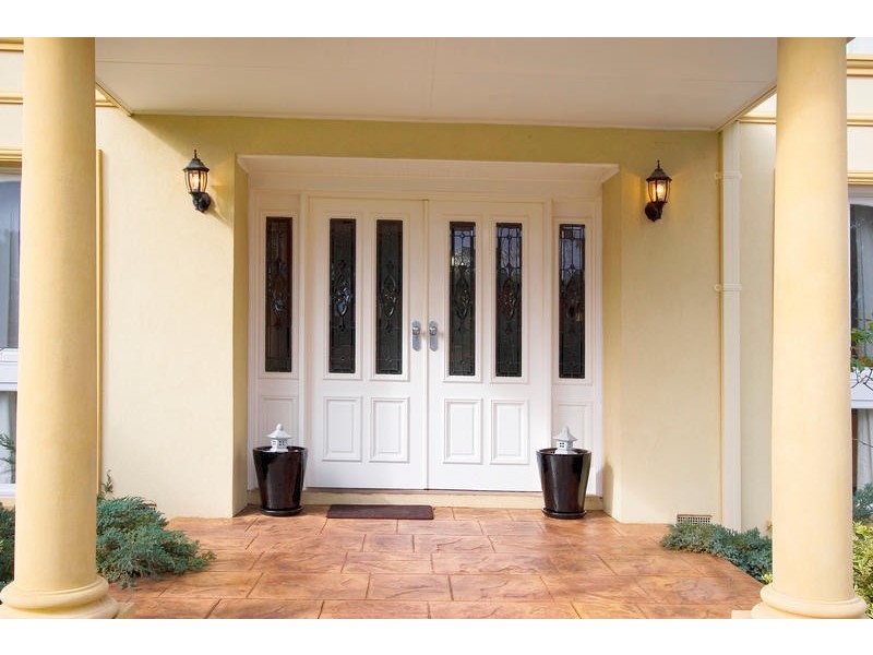 8 Pankina Court, Dingley Village VIC 3172