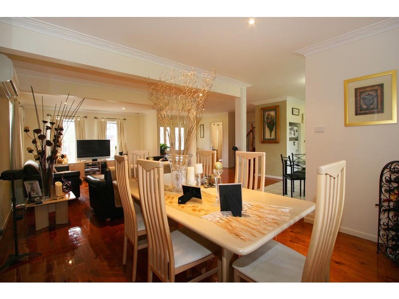 8 Pankina Court, Dingley Village VIC 3172